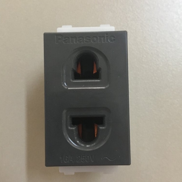 Panasonic Mata Stopkontak Universal WEJ10919 (PUTIH) / WEJ10919H (HITAM)