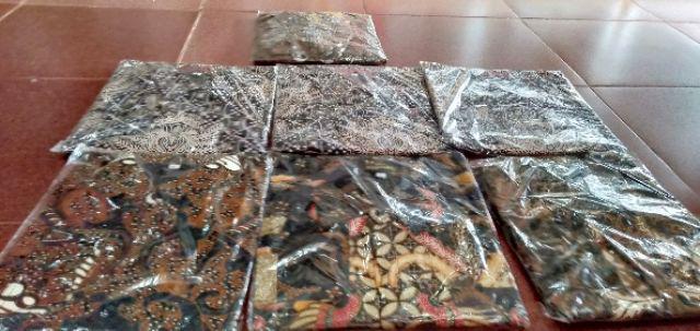 Ajibhanu Kemeja Batik Pria Atasan Batik Baju Batik Pria Lengan Panjang Batik Modern Ori By Anjani
