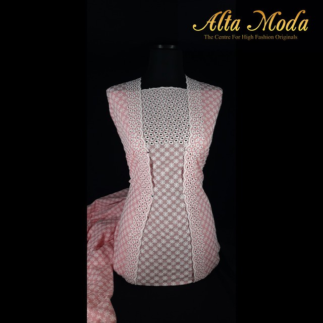 

Alta Moda Katun Bordir Motif Bunga Bintang Bordir Pinggir Pink (1M)