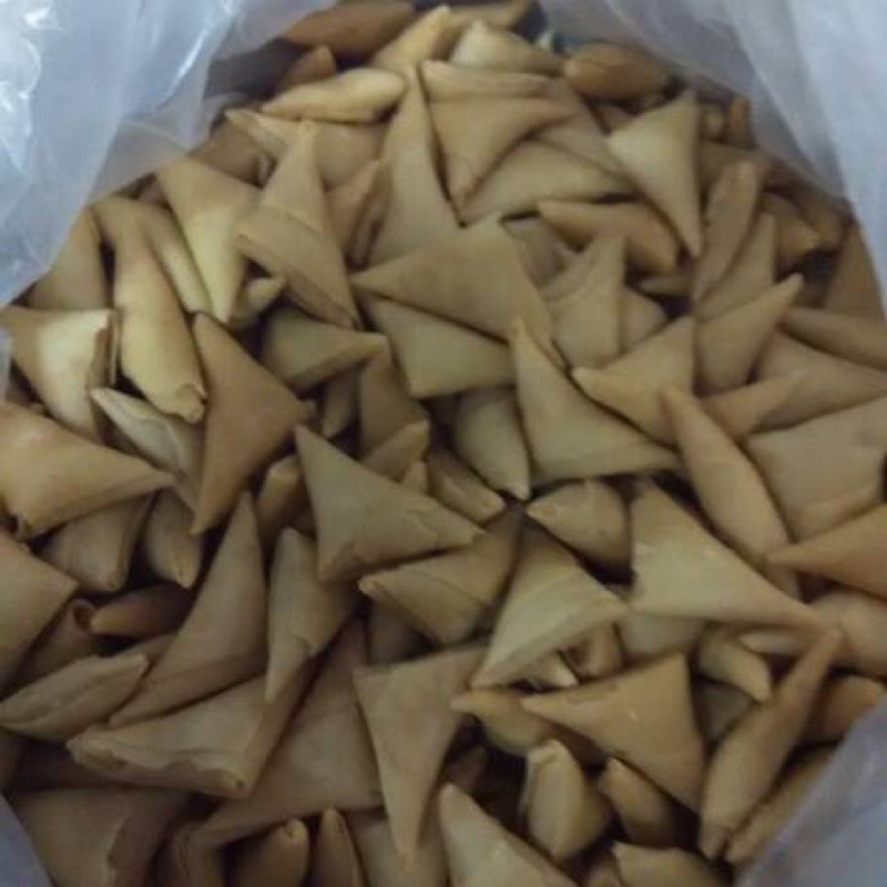 

QH 1 DUS SAMOSA MANIS PEDAS MERK SARIKAYA ( 1 DUS ISI 3 KG )