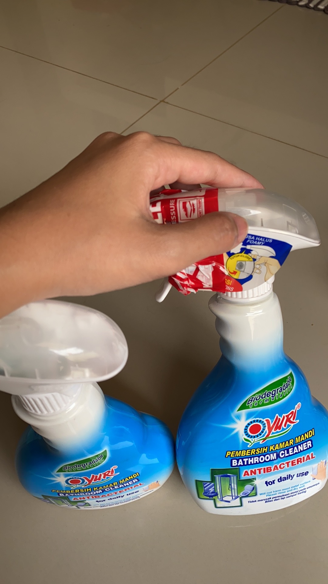 Yuri Bathroom Cleaner Spray 500 Ml - 2 Pcs