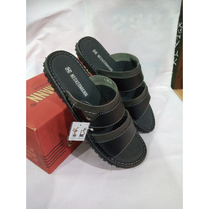 sandal Neckerman  casual pria hitam cardiff 752 38/43