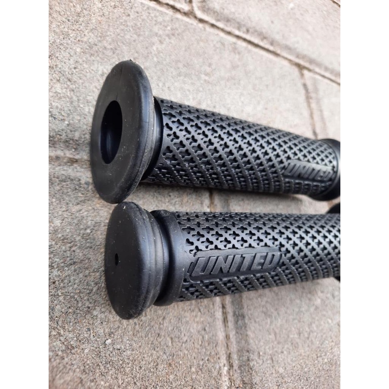 TERMURAH!!! Handgrip Sepeda BMX / UNITED U01 Hitam / Satu Pasang / Realpict