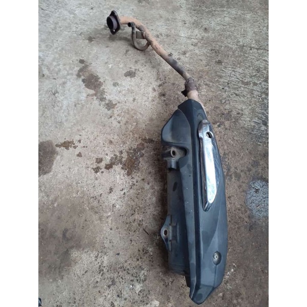 knalpot Yamaha Xeon 125 karbu original (lepasan motor )