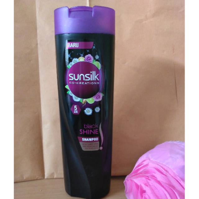 Sunsilk live straight Black Shine Shampoo 340ml.