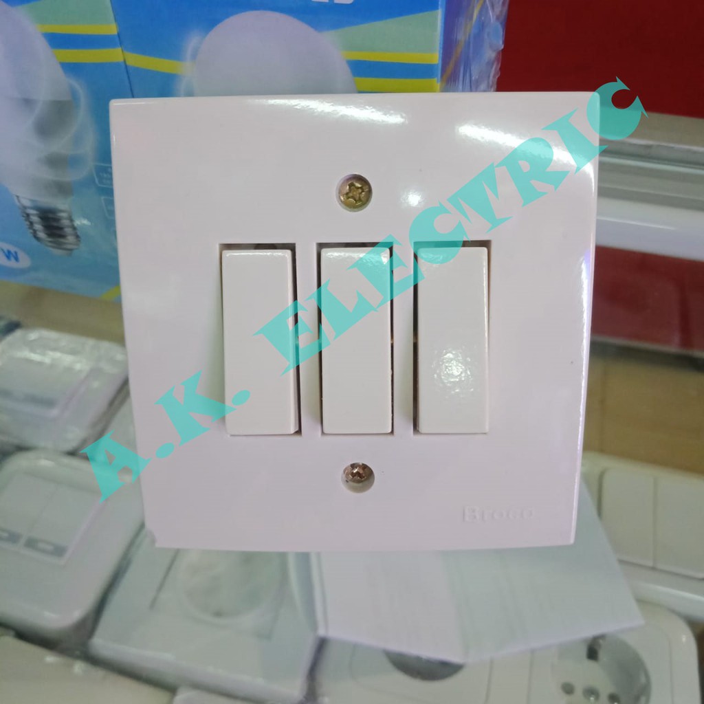 Saklar 3 Saklar Triple Broco NewGe