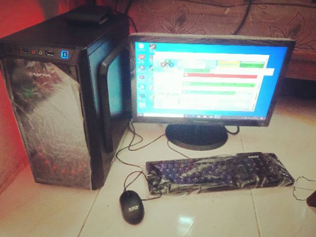 paket Cpu Lengkap Amd X4 monitor 19 inc siap pake