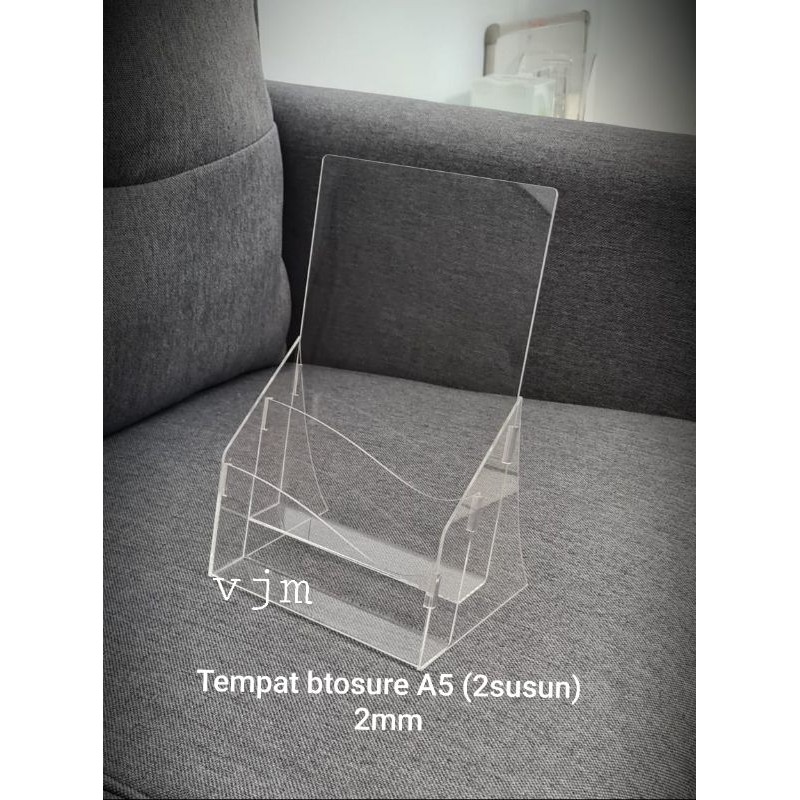 

Acrylic brosure ukuran A5 (2susun) 2mm