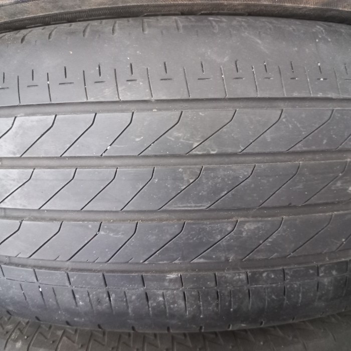 ban 215 55 r17 ban bridgestone