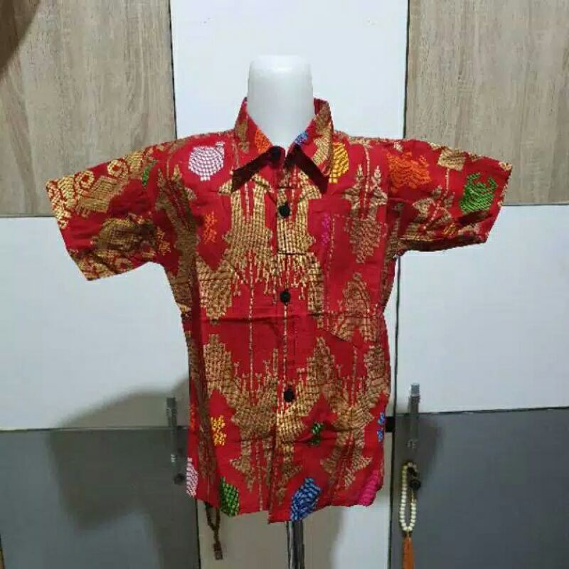 Kemeja batik anak usia 1-6tahun bahan katun murah berkuwalitas.