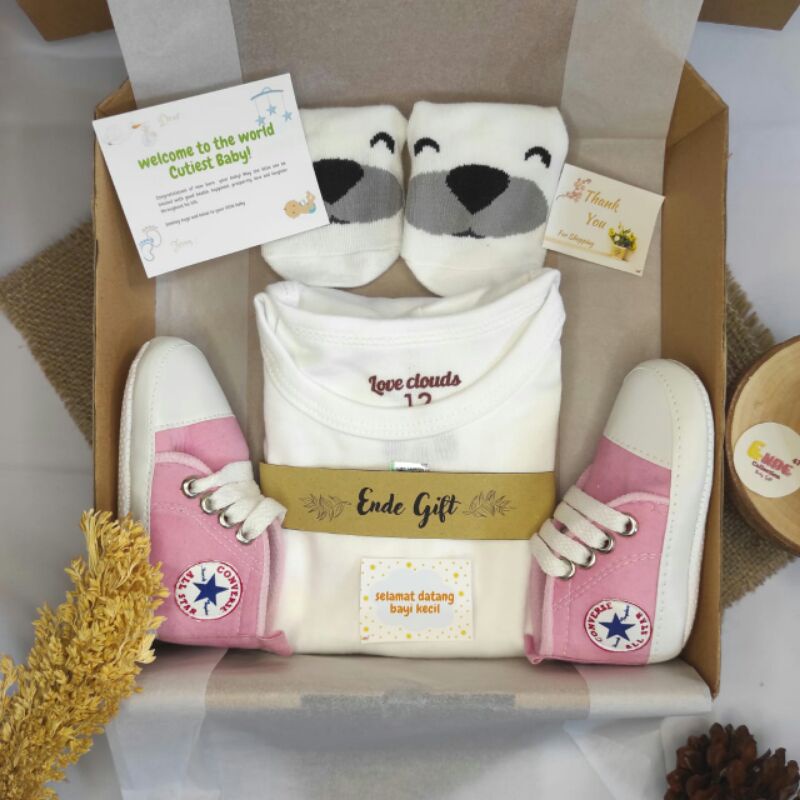 Gift Box Baby / Kado New Born / Kado Bayi/ Baju Bayi / Paket Hadiah Bayi / Hampers Baby Girl / Hampers Baby Boy (BISA COD)-2