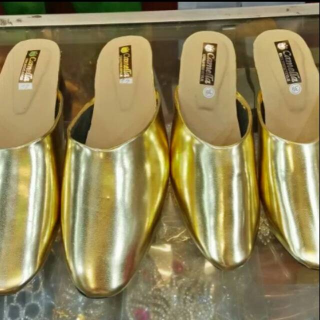 Selop // sepatu pengantin adat