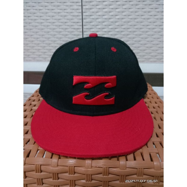 Topi import second brand