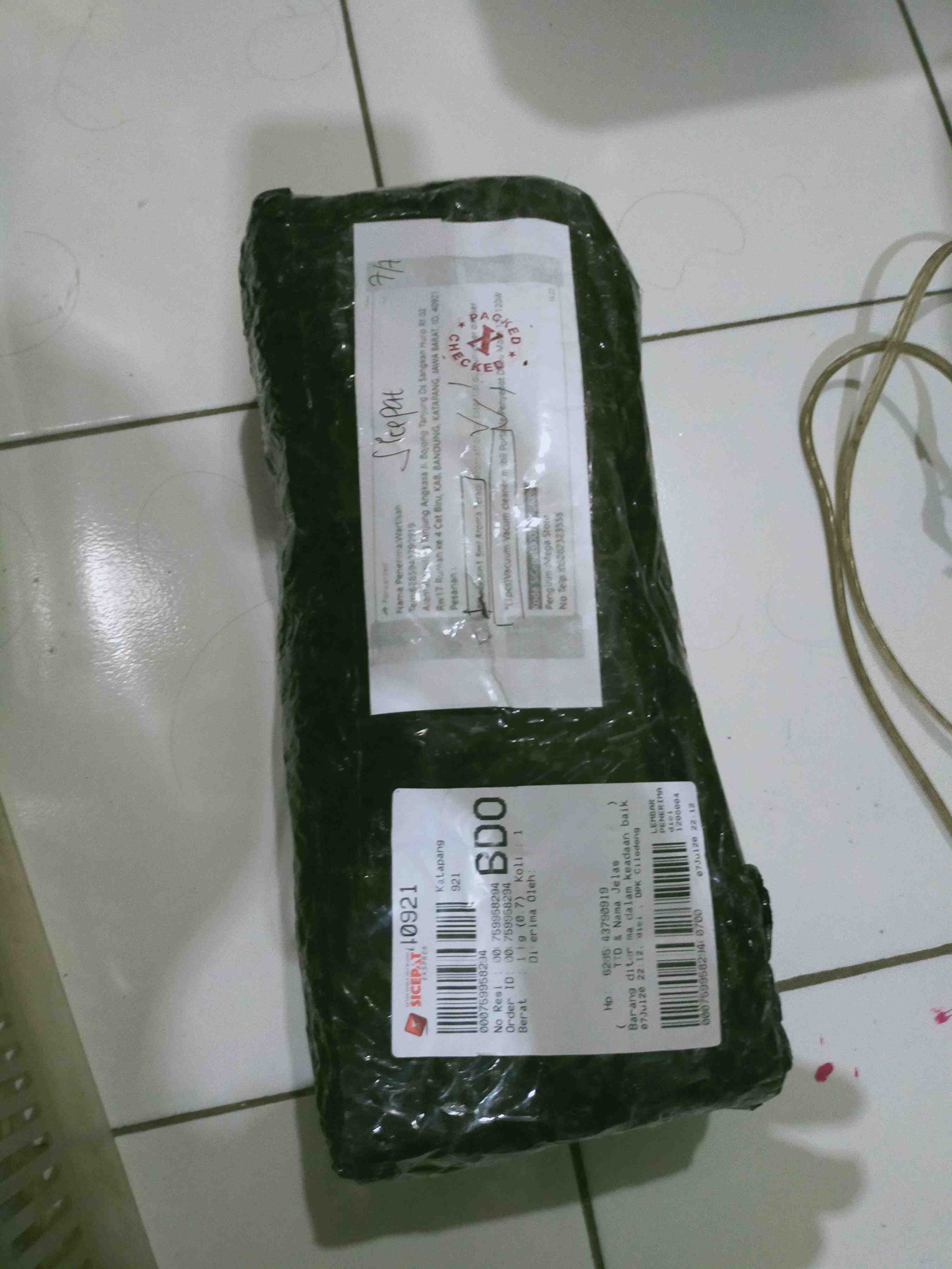 Humidifier Aromatherapy Aroma Terapi Pengharum Ruangan Diffuser Essential Oil Pelembab Udara M1062