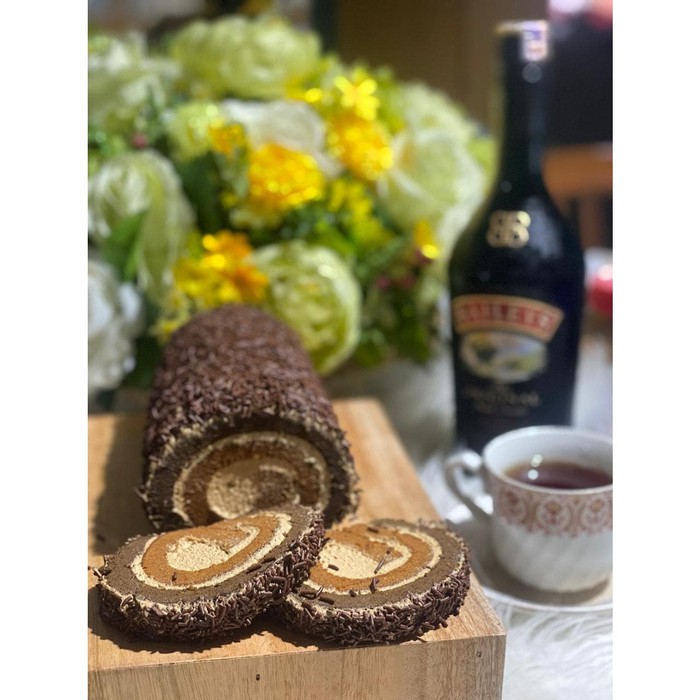 

Roll Cake Baileys / Kue Bolu Kopi Baileys