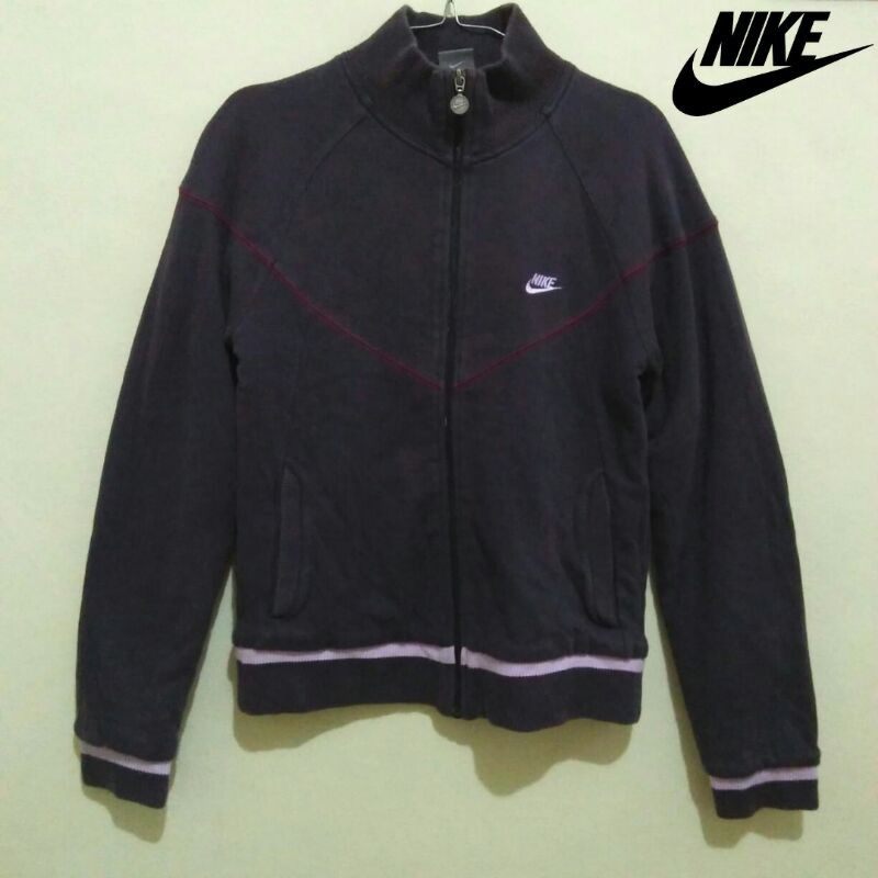 jaket Nike