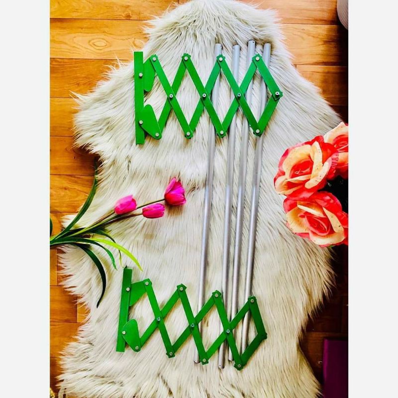 JEMURAN DINDING BESI