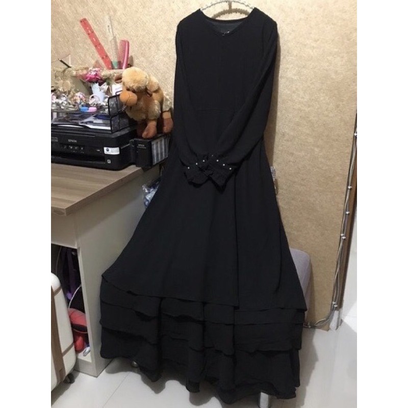 Preloved Hitam Gamis Syari Polos Dress Payung Ceruty Lebaran Ramadhan Dingin Baju Muslim Haji COD