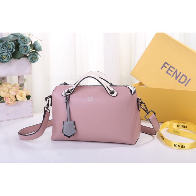 Tas FENDI BOSTON BY THE WAY plus box dan sertif nya