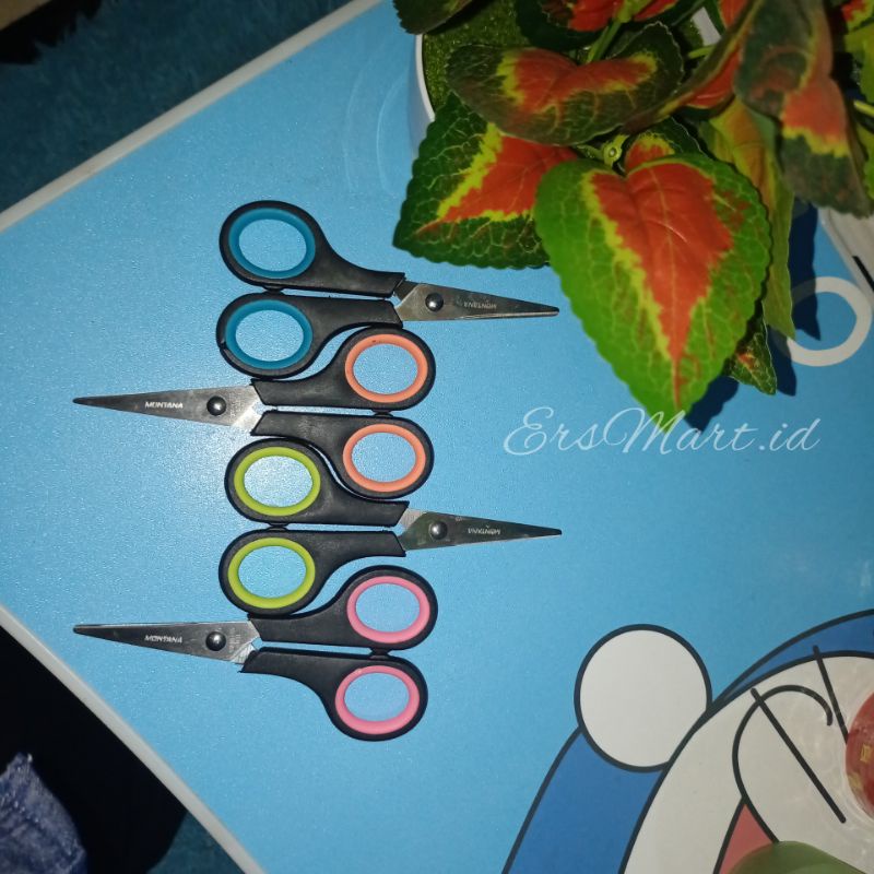 

GUNTING KECIL (GK 46)