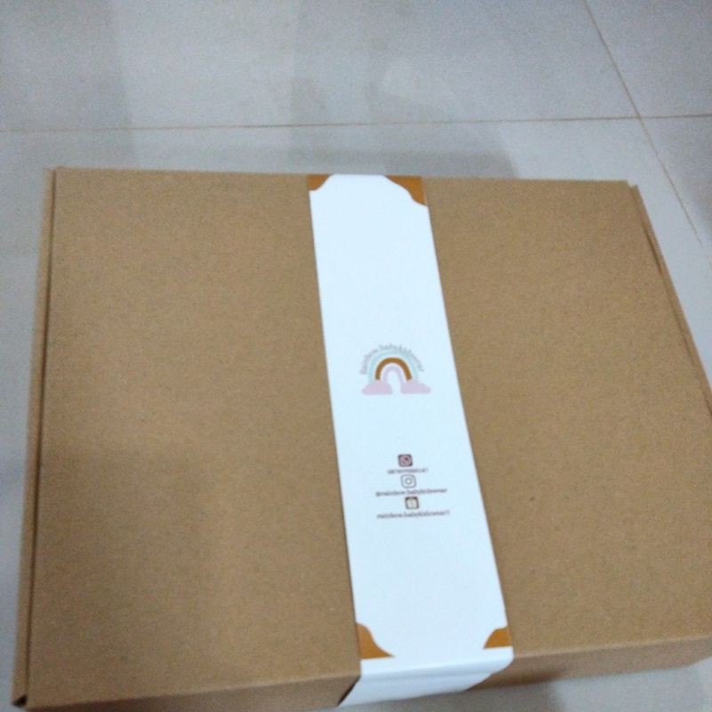 

tambahan kotak / hampers