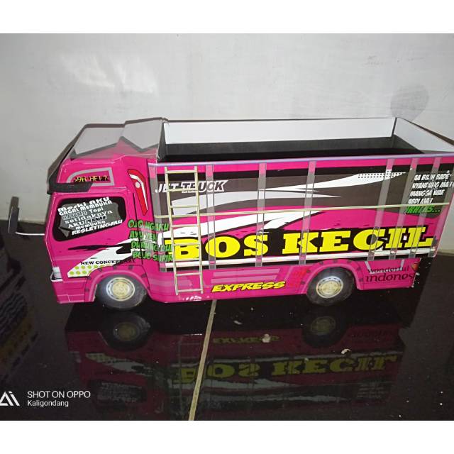 Miniatur truk OLENG NEW BOS KECIL