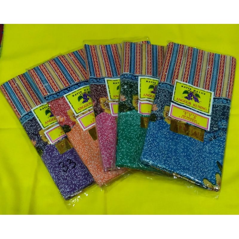 gendong bayi sewek jarik halus