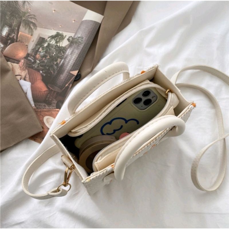 [ READY STOCK ] Sahara Bag / Tas selempang anyaman jerami import