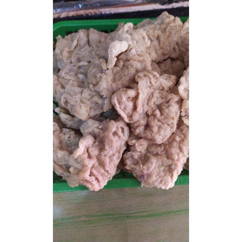

Pempek krispi campur