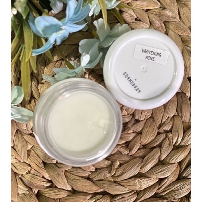 Kitoderm Whitening acne cream malam white acne premium