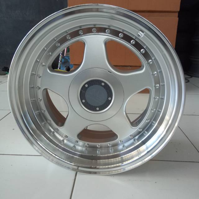 Velg oz futura r16 velg racing mobil oz futura ring 16