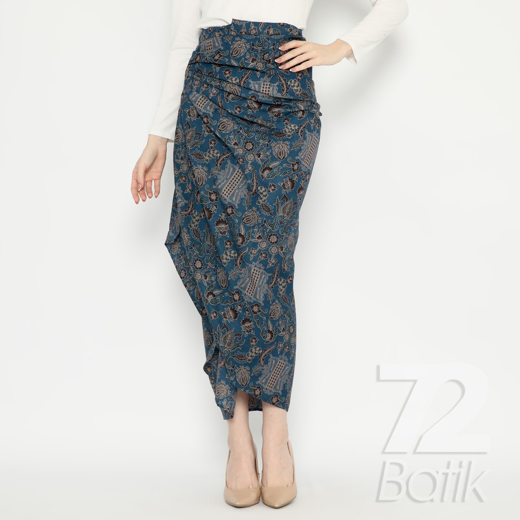 ROK BATIK SPAN Skirt Lilit Kebaya Instan Modern Wanita Warna Biru Blue Hitam 723878 Cap 72 - Rok Batik Lilit Bawahan Skirt Kamen Kebaya Songket Batik Panjang Plisket Span Instan Jadi Bali Lembaran Premium Modern Untuk Wanita Kondangan