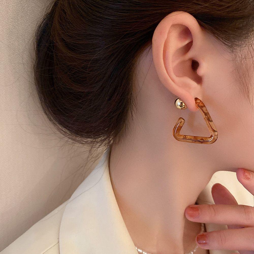 Mxbeauty Wanita Anting Minoritas Tidak Teratur Pesta Geometris Lady Akrilik Segitiga Stud Earrings