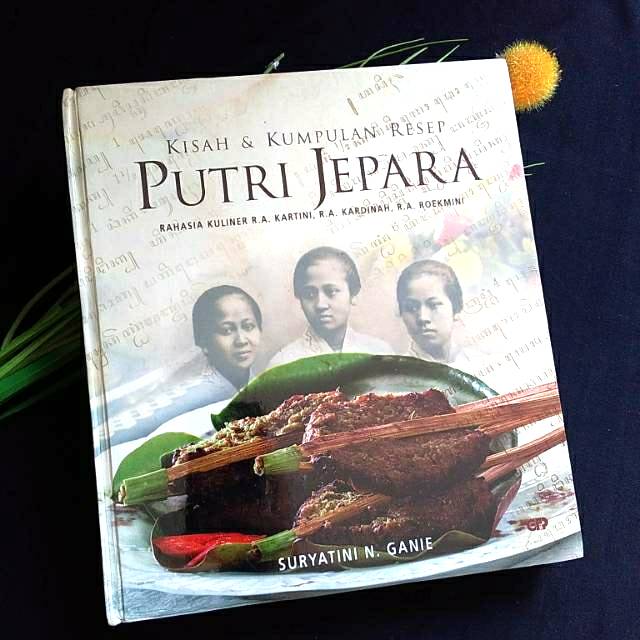 Sale Buku original Kisah dan kumpulan resep putri jepara ori