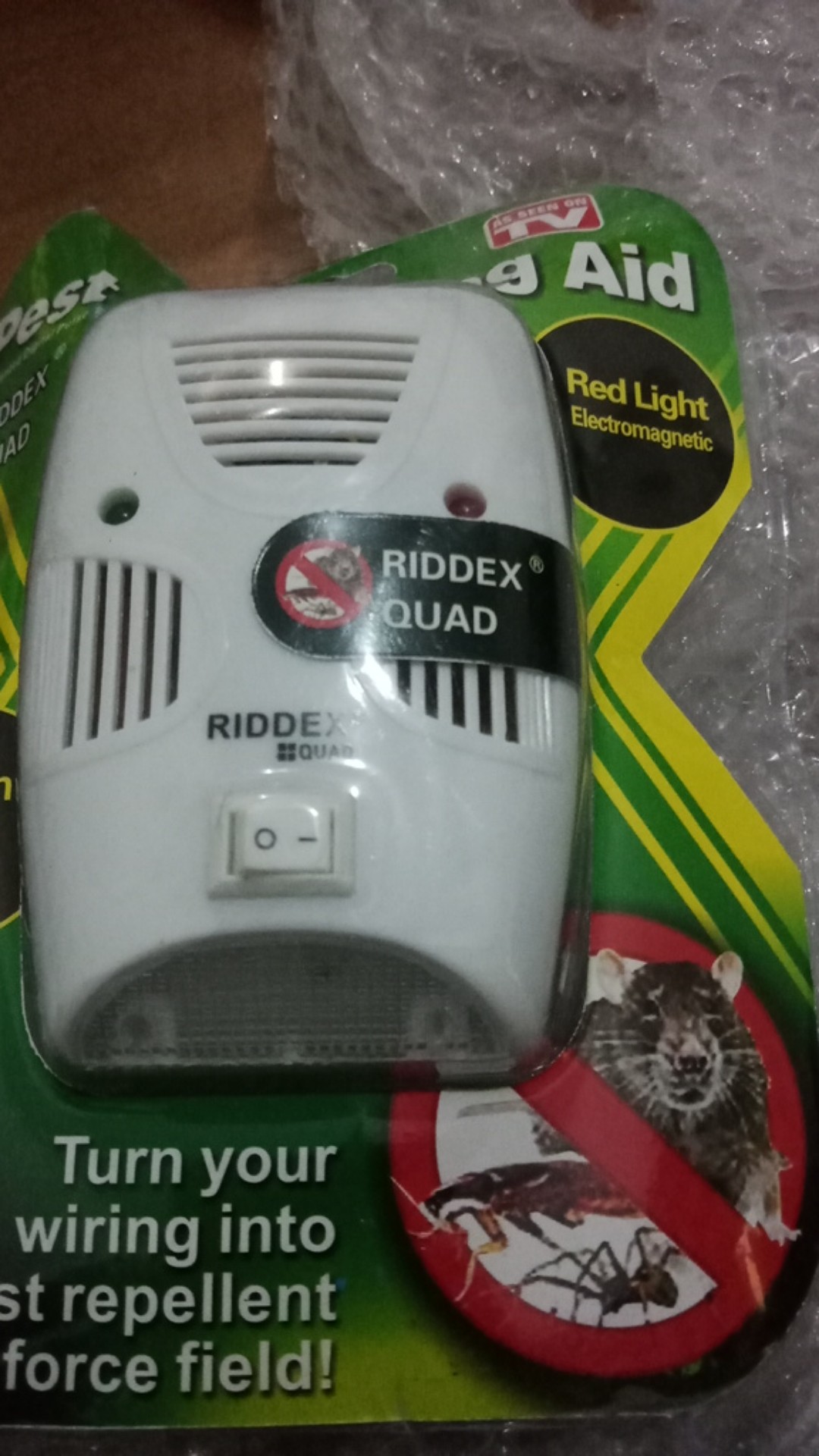 Riddex Quad Pest Repelling Aid Pengusir Tikus Kecoa Dan Serangga/pengusir Serangga Ampuh Praktis