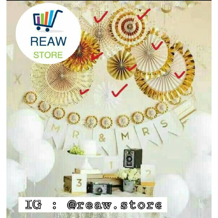 

HOT DEAL PAPER FAN GOLD SET / PAPER FLOWER GOLD SET !