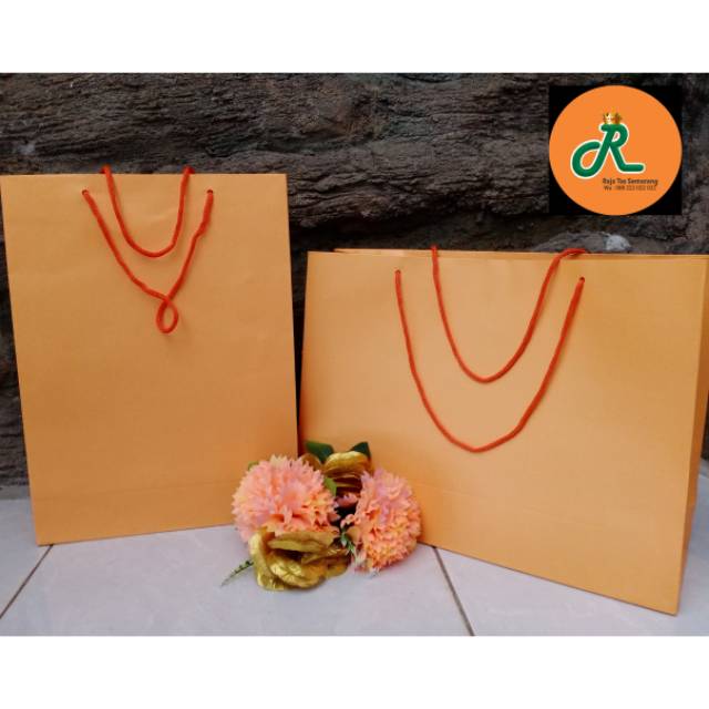 

Paperbag Jazmine