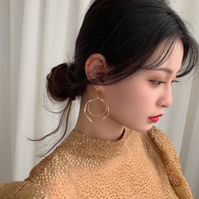 Anting Gantung Panjang Tusuk Gaya Vintage Korea Aksen Mutiara Imitasi Untuk Perhiasan Wanita