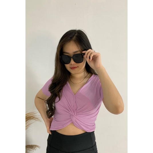 Atasan wanita model crop top bahan katun adem dan halus