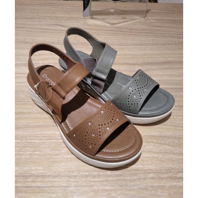 SALE  Crocodile Sandal Tali Wanita