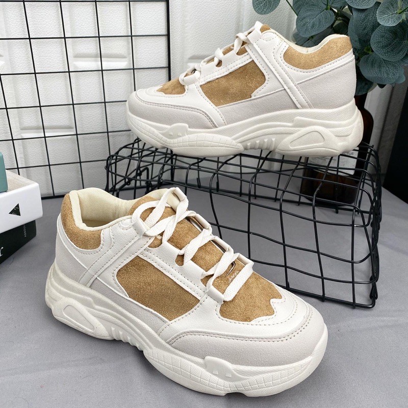 sneakers d30 wanita import