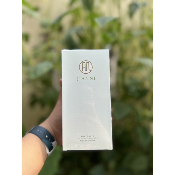 Lotion Essence Jianni Pemutih Kulit