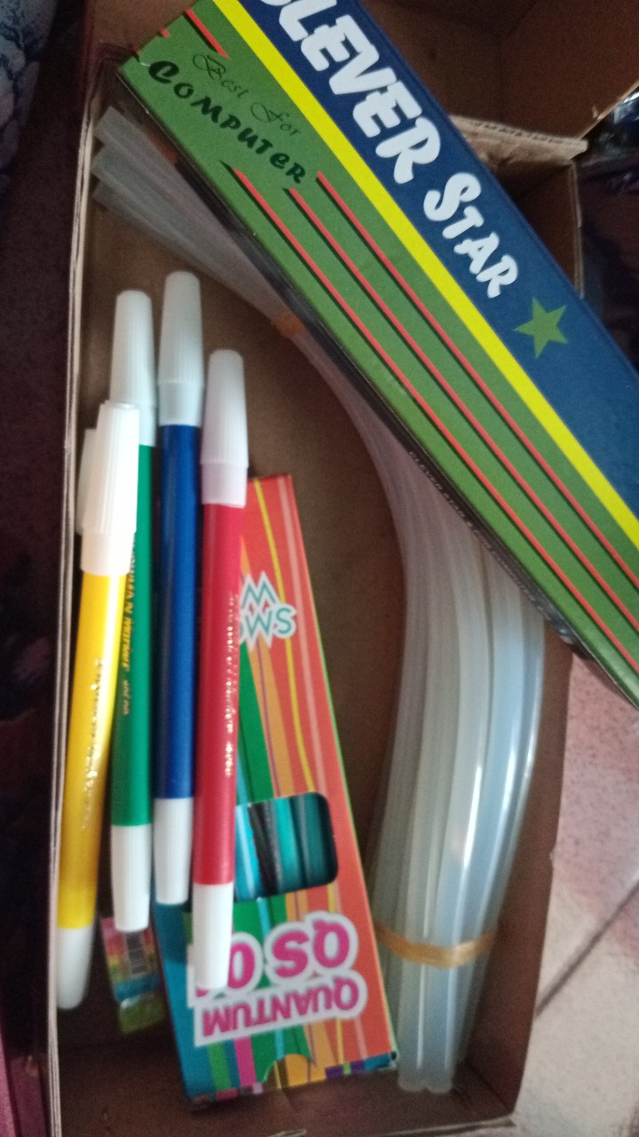 Isi Lem Tembak Kecil / Glue Gun Refill +-7mm (1 Ikat 20pcs)