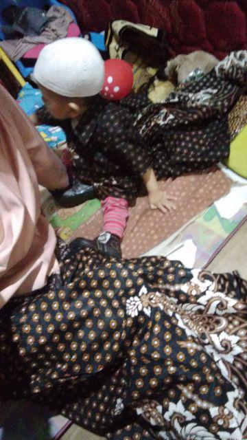 Couple Batik Keluarga Set Renda Ayah Ibu + Anak Cowok 3-12 Th Model Gamis Sarimbir Family Hitam Gold