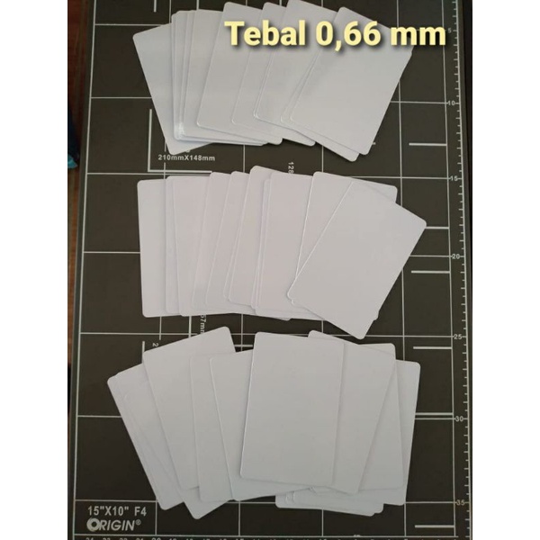 Bagian Tengah atau Tulang Tengah PVC ID CARD 0,66mm