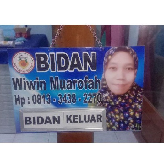 

papan geseran bidan/dokter/perawat ada / keluar