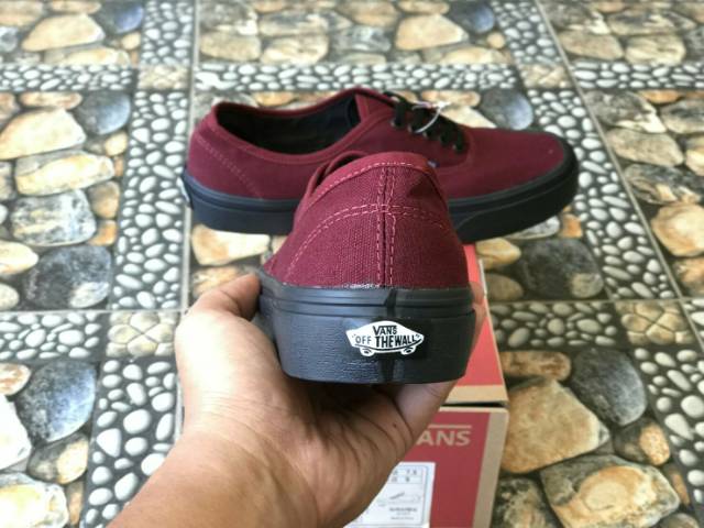 SEPATU43 VANS AUTHENTIC FULL BLACK HITAM POLOS WHITE PUTIH OLDSKOOL ERA SK8 PREMIUM BNIB ICC IFC DT