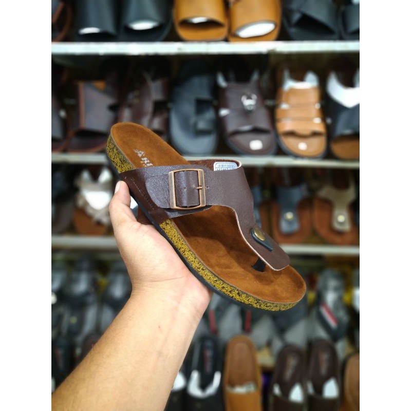 Sendal Pria Jepit Jempol Pulkulit