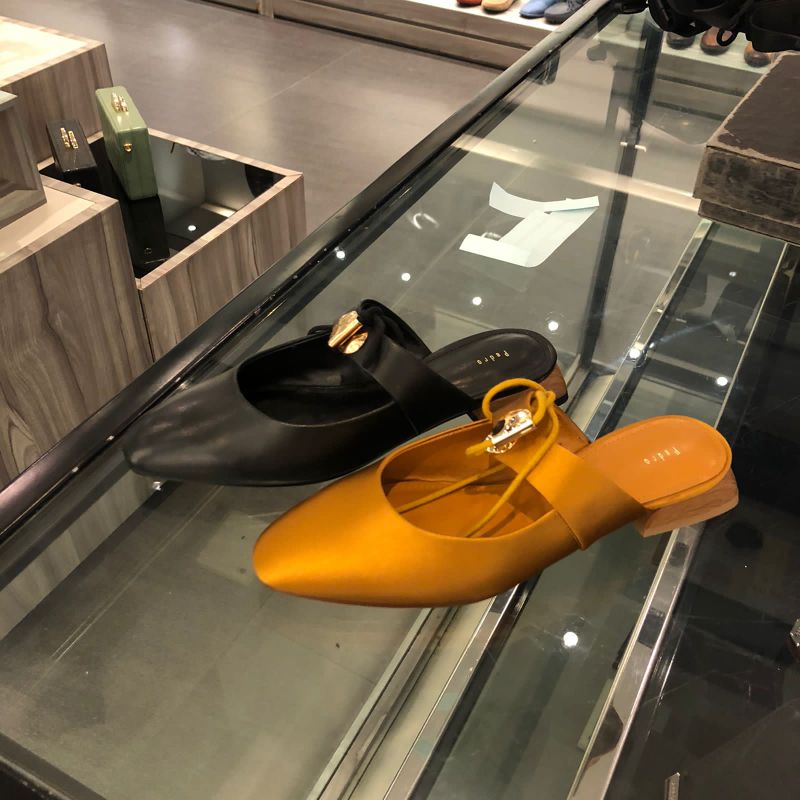 Flat shoes Wanita Pedro Original sale