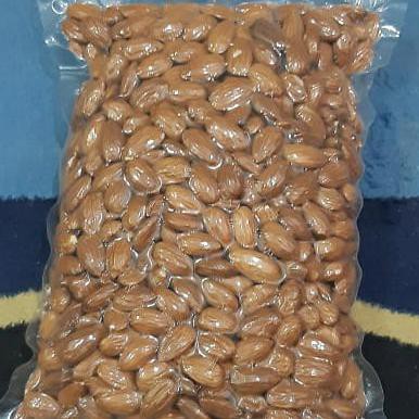 

TERBARU PREMIUM ALMOND MENTAH,RAW ALMOND 1KG